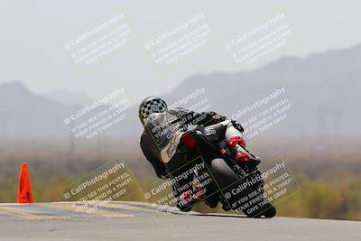 media/Apr-10-2022-SoCal Trackdays (Sun) [[f104b12566]]/Turn 9 Backside (1120am)/